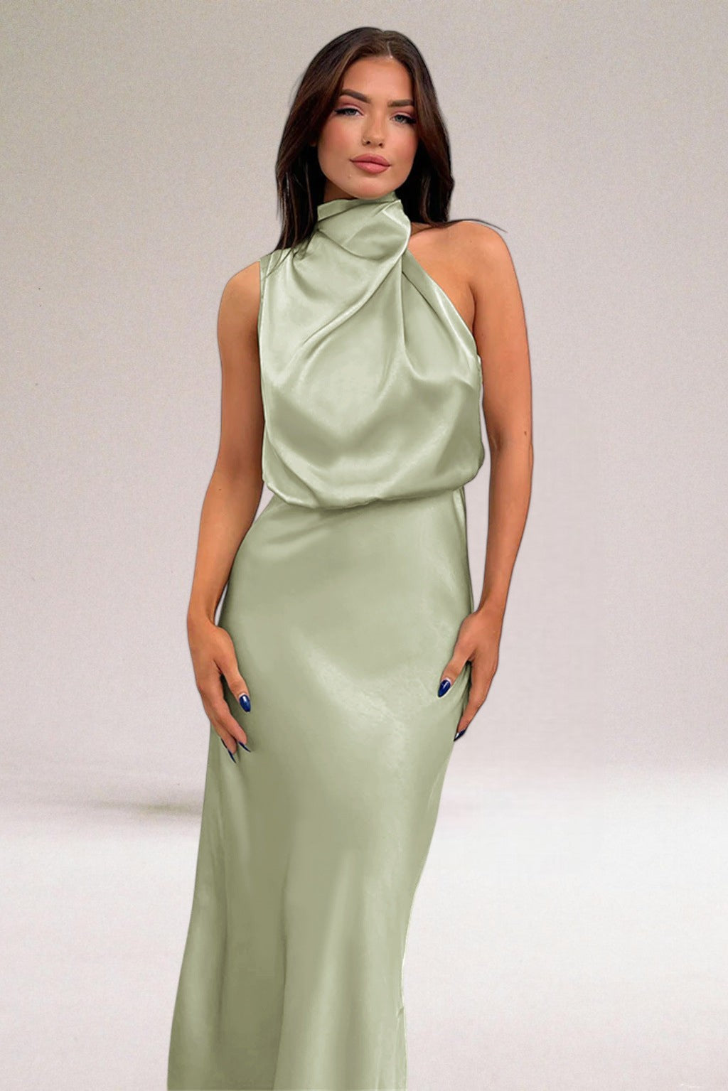 Nina – Elegant Halterneck Dress
