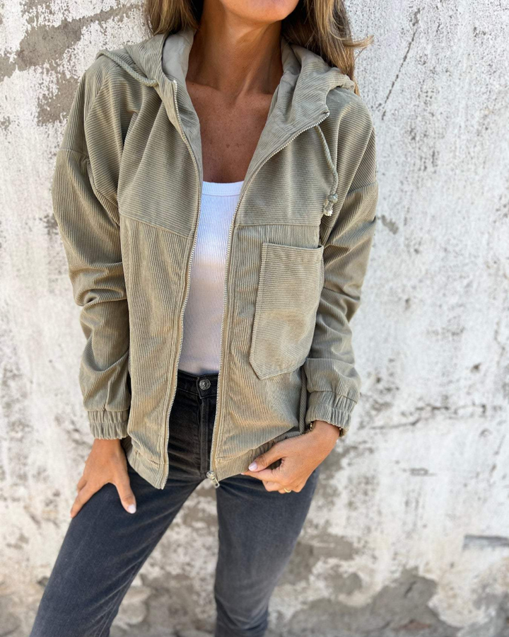Danna – The Perfect Transitional Jacket for Spring and Summer