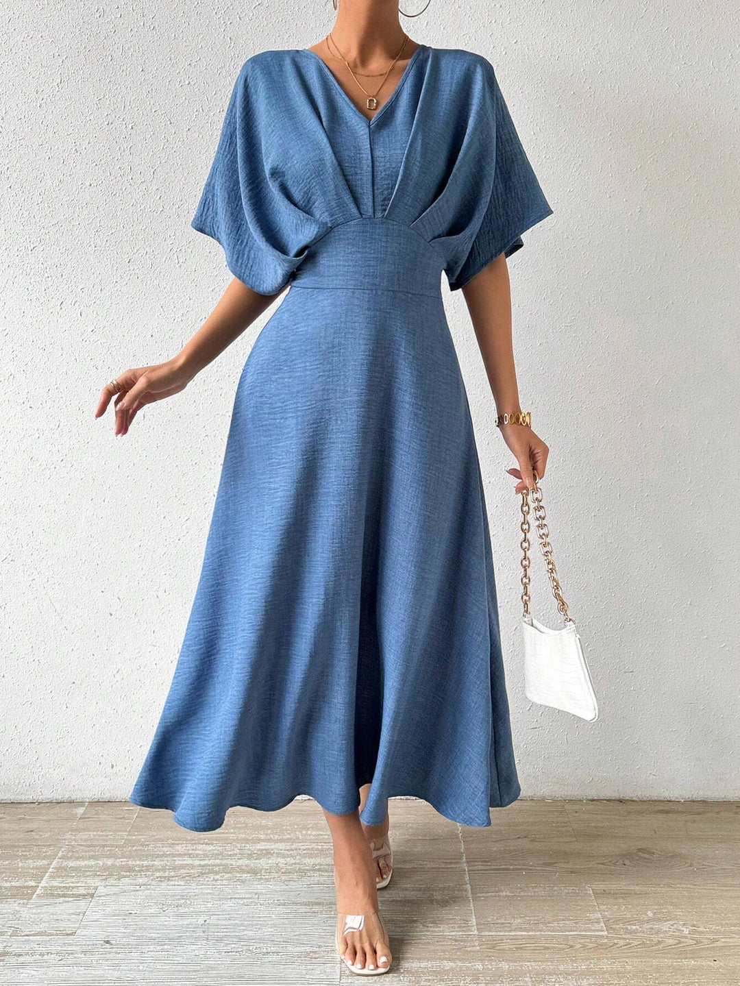 Adeline – The Perfect Blend of Elegance & Comfort