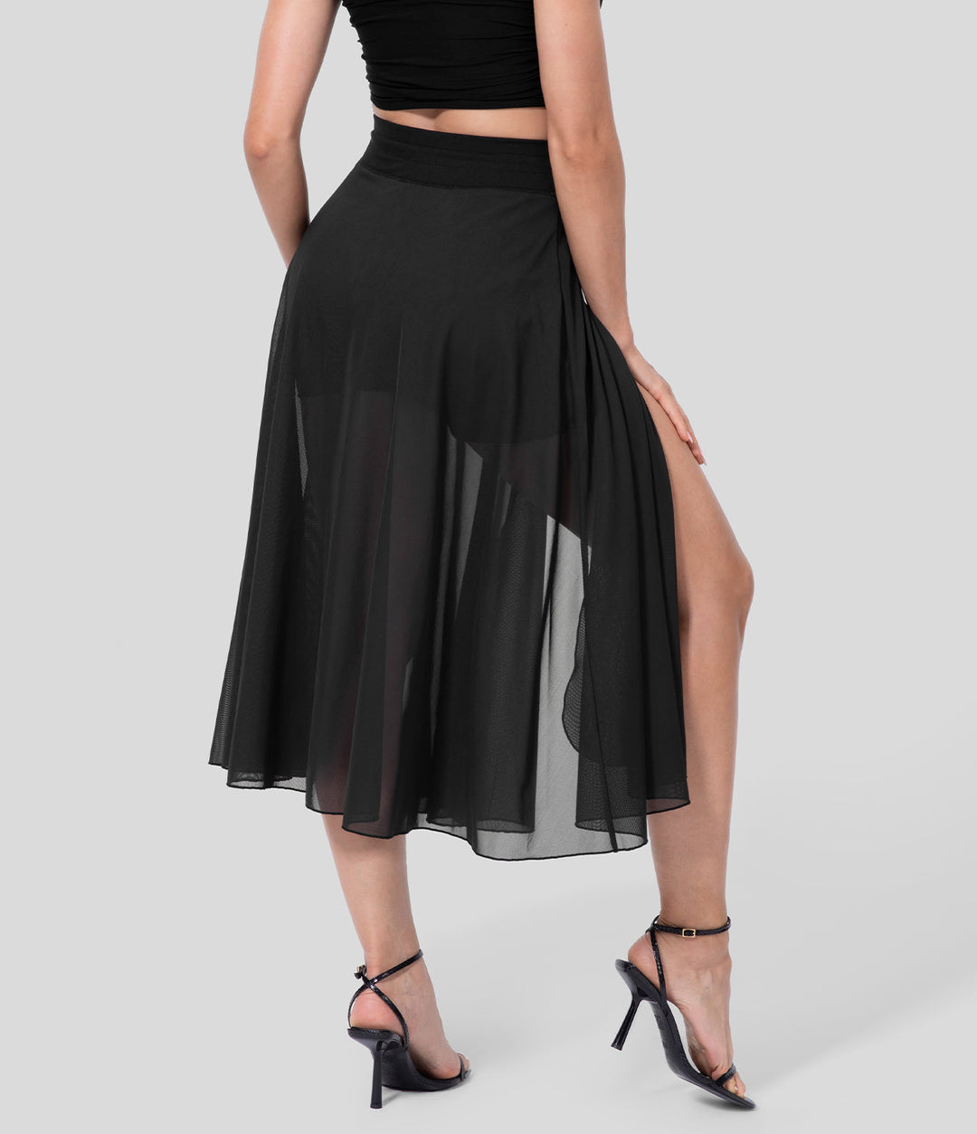 Litvia – Timeless Midi Skirt Elegance with a Playful Touch