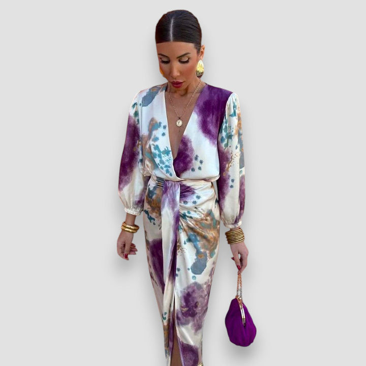 Mia – Elegant V-Neck Dress