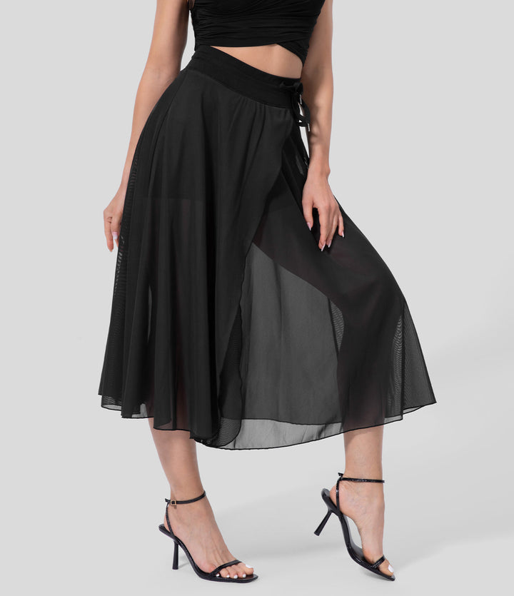 Litvia – Timeless Midi Skirt Elegance with a Playful Touch