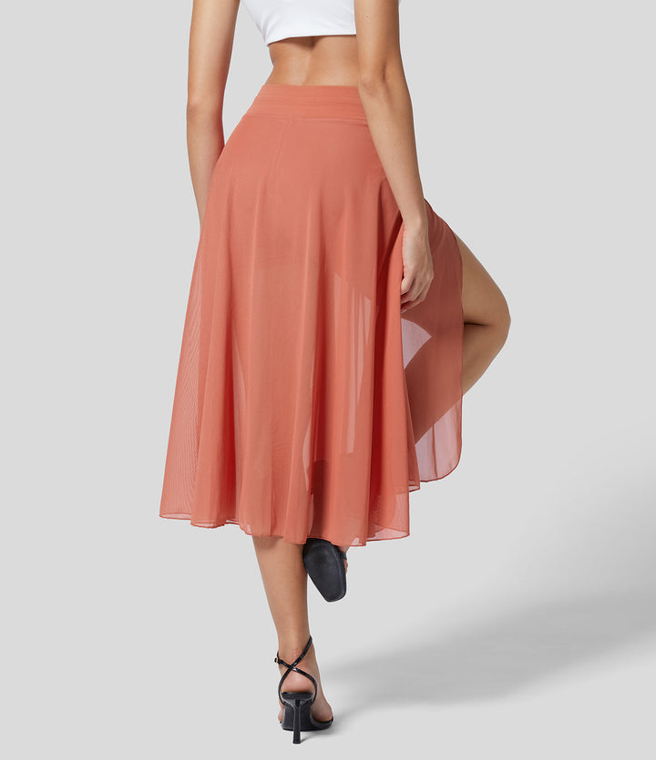Litvia – Timeless Midi Skirt Elegance with a Playful Touch