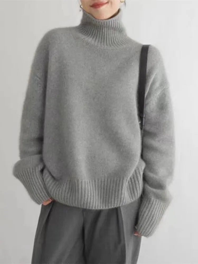 Ladies’ Wool Turtleneck Sweater
