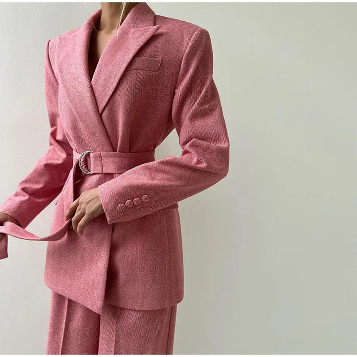 Feline – Elegant Three-Piece Set