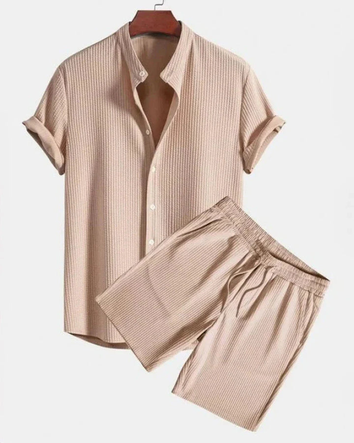 Ellis- Effortless Sophistication