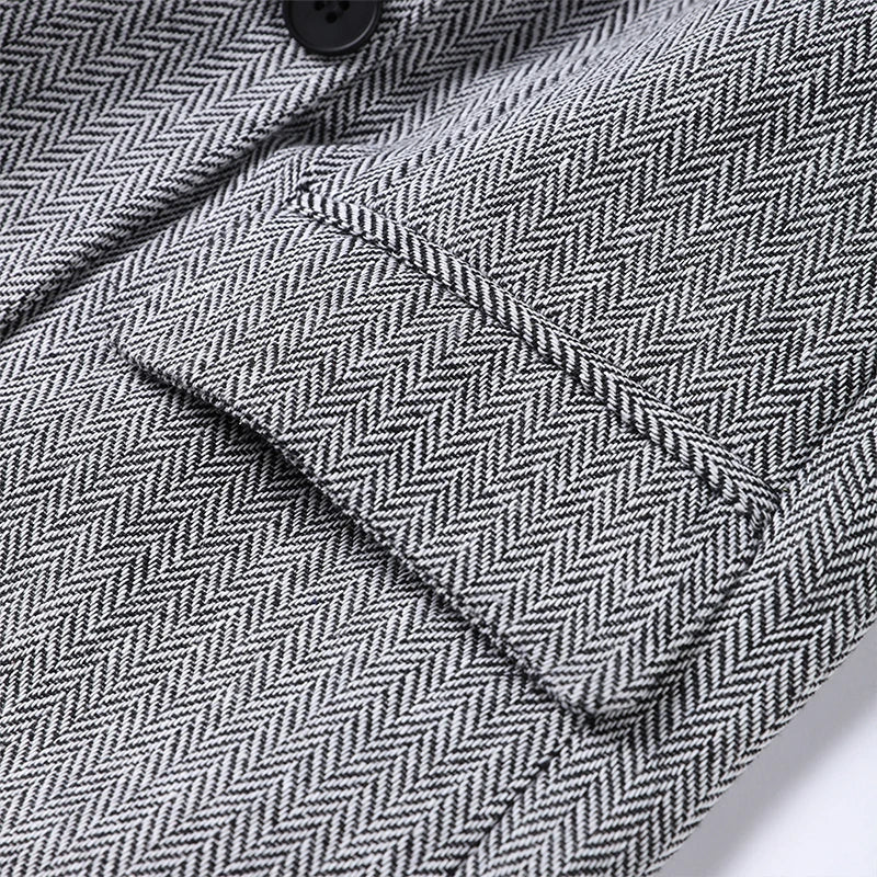 Feline – Elegant Three-Piece Set