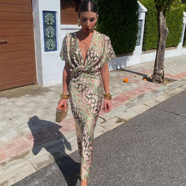 Nela – Elegant Maxi Dress with Wrap Detail