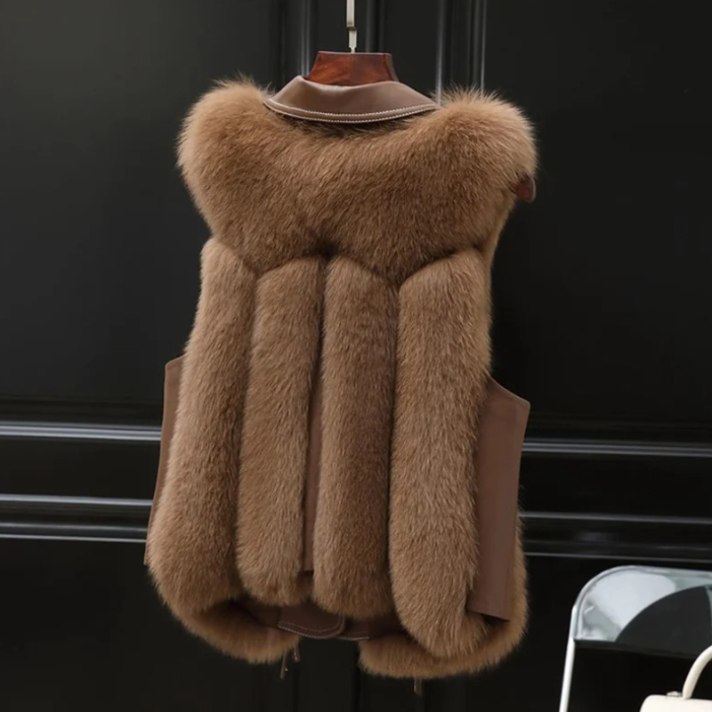 Dilara – Luxurious Faux Fur Vest