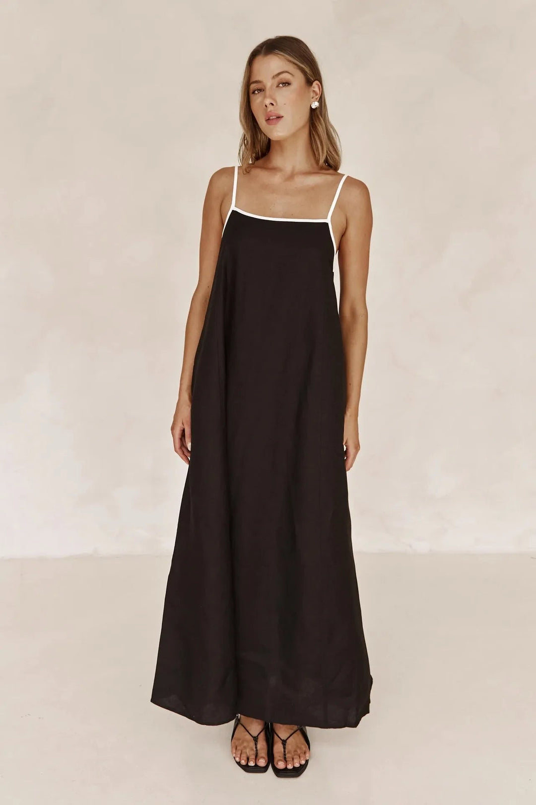 Eunice – Breezy Summer Elegance with Effortless Lightness