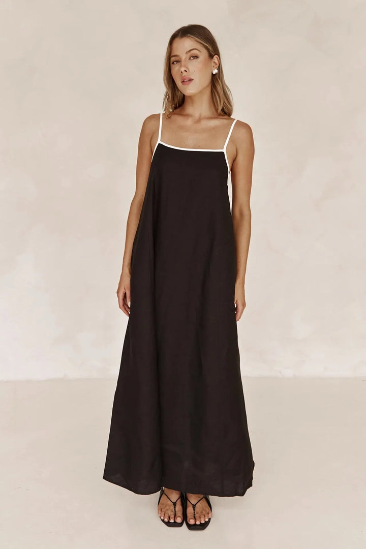 Eunice – Breezy Summer Elegance with Effortless Lightness