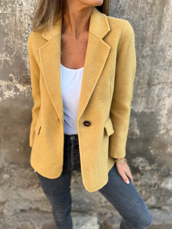 Elisa – Classic One-Button Blazer