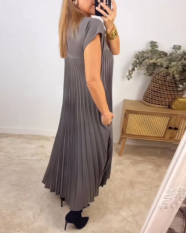 Larissa – The Perfect Blend of Elegance and Comfort for Every Occasion